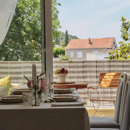 Johnny's Place With Free Parking & Balcony Дубровник