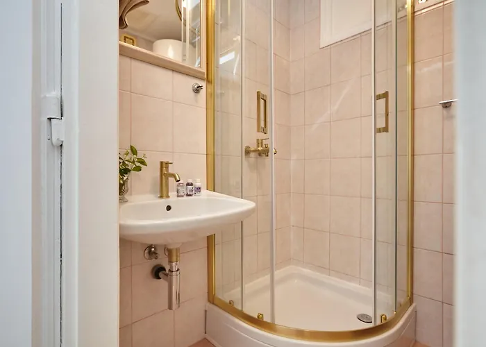 Johnny's Place With Free Parking & Balcony * دوبروفينك