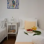Johnny's Place With Free Parking & Balcony دوبروفينك