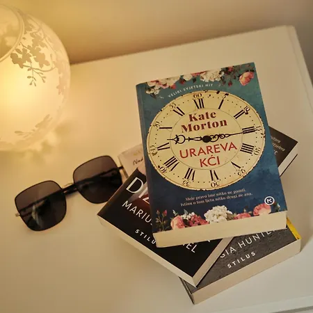 Appartement Johnny's Place With Free Parking & Balcony *