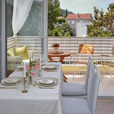 شقة Johnny's Place With Free Parking & Balcony