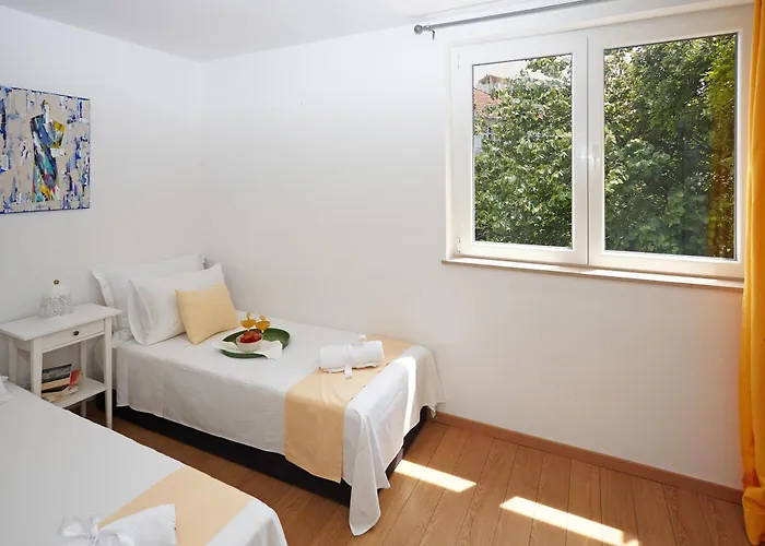 Johnny's Place With Free Parking & Balcony * Dubrovnik